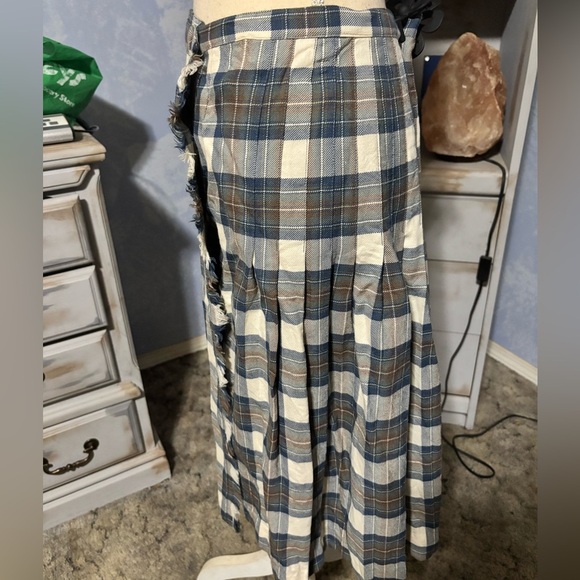 Surrey Classic Vintage Wool midi wrap plaid skirt medium - Picture 4 of 13